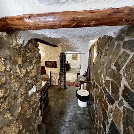 Cuevas La Veranda * Orce