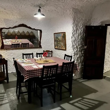 Cuevas La Veranda