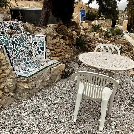 Cuevas La Veranda * Orce